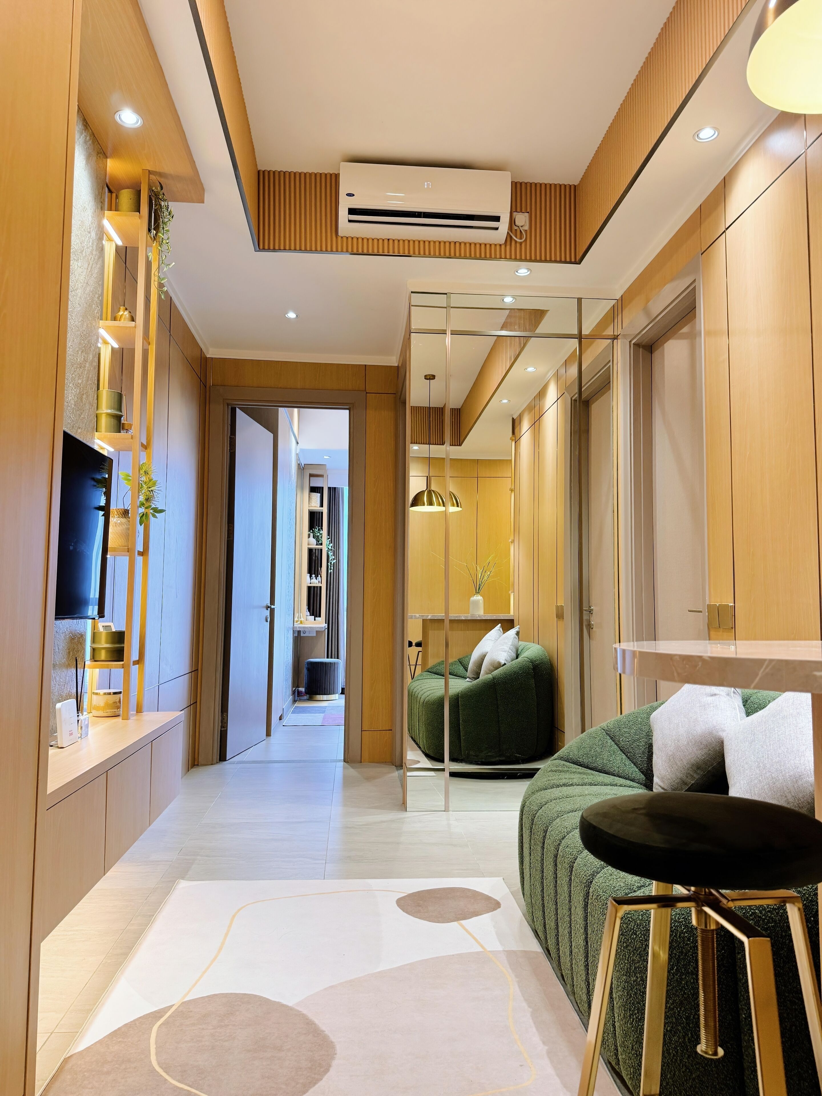 高级公寓, 2 间卧室, 厨房, 城市景观 | 起居区 | 42-英寸纯平电视（配备有线频道）