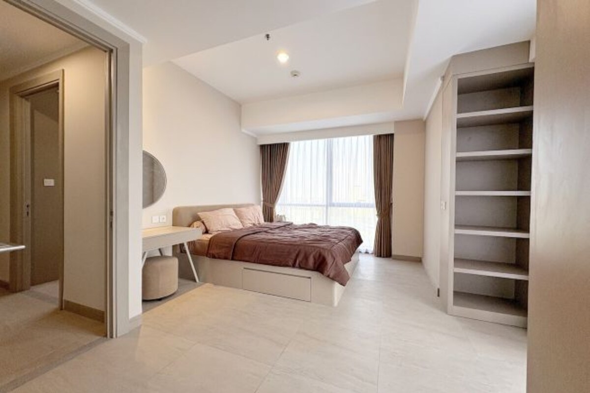 Minibar, blackout curtains, soundproofing, free WiFi