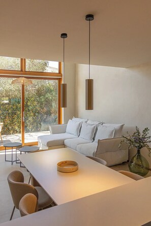 Smart TV, ping pong, books - Villa with swimming pool, near Lozari beach – Corsica (BELGODÈRE)