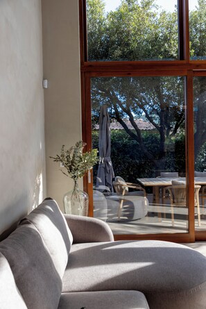 Smart TV, ping pong, books - Villa with swimming pool, near Lozari beach – Corsica (BELGODÈRE)