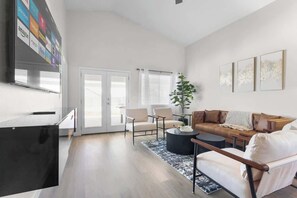 TV, fireplace, offices