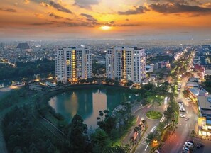 Front of property - Lush Lakeside - Citra Luxury Apartments (Jakarta)