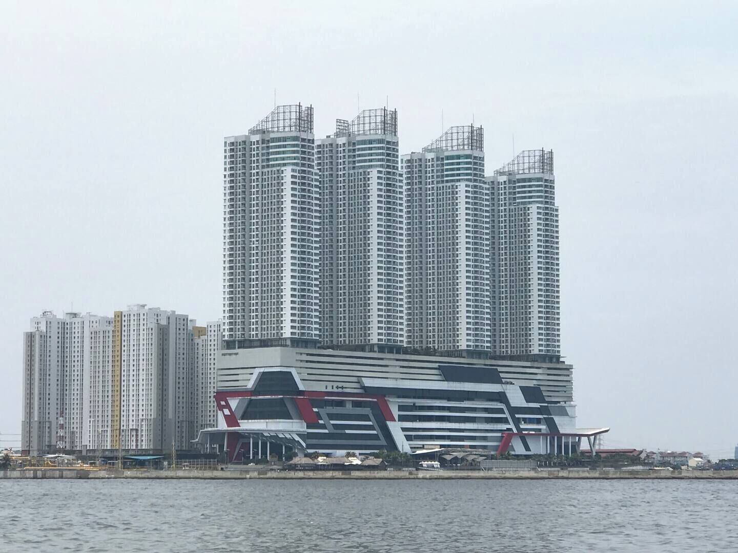 Bagian depan properti