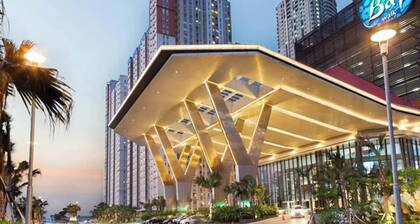 Sky Heaven Greenbay in North Jakarta