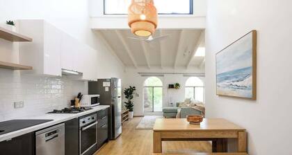 5 Beach Baby Bungalow & Parking