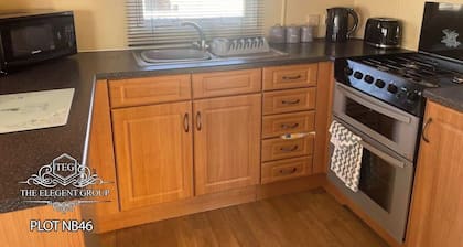 Bronze Caravan Sleeps 8 No Pets