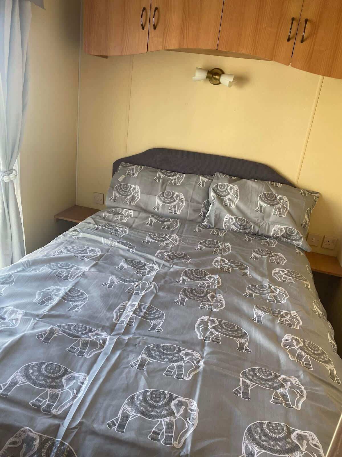 3 makuuhuonetta, silitysrauta/-lauta, Wi-Fi