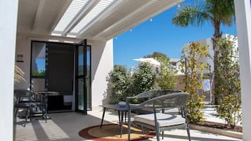 Deluxe-Zimmer | Terrasse/Patio