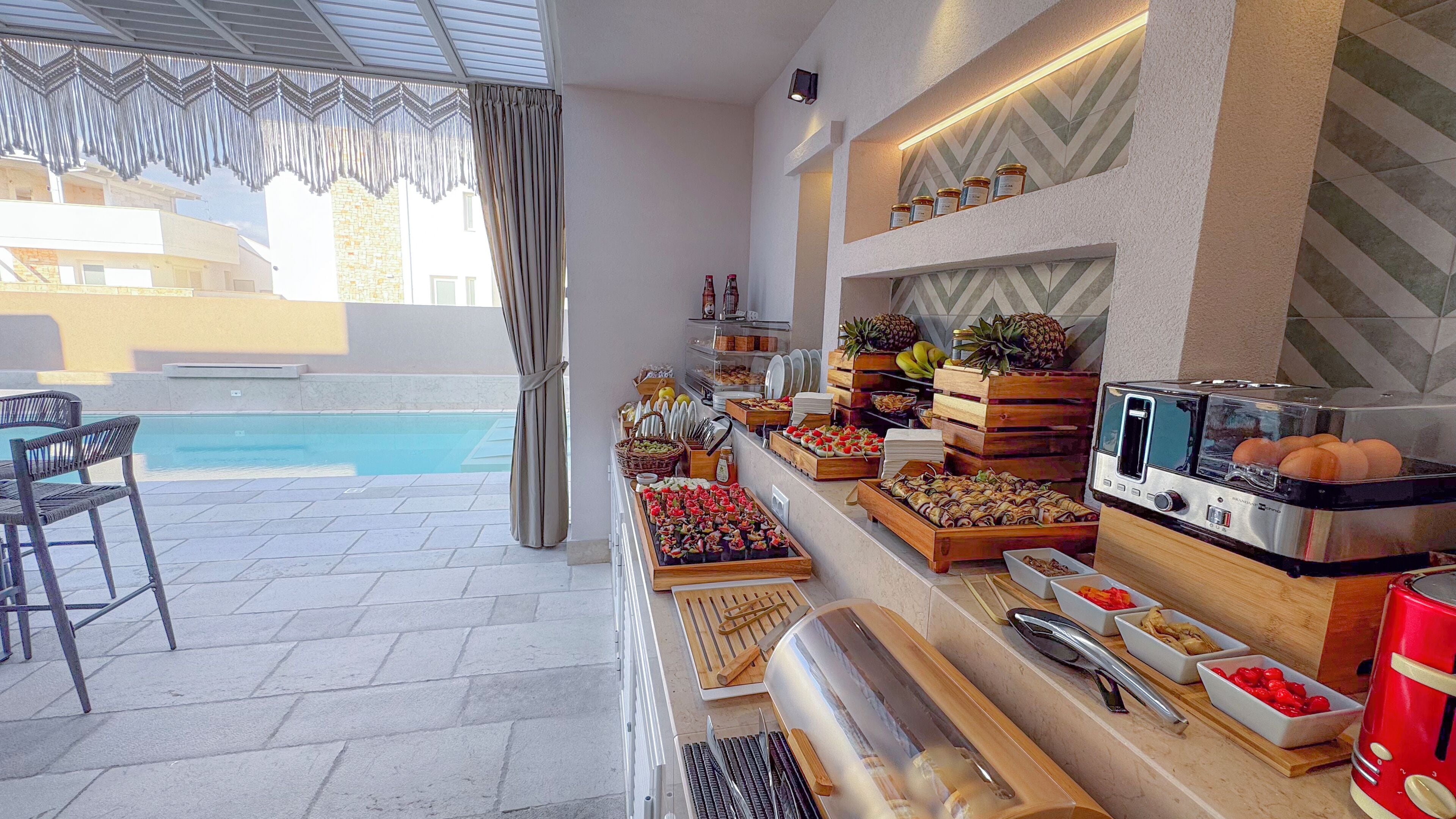 Bao gồm bữa sáng buffet hàng ngày 