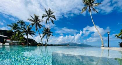 Sublime Tahiti Beach Retreat