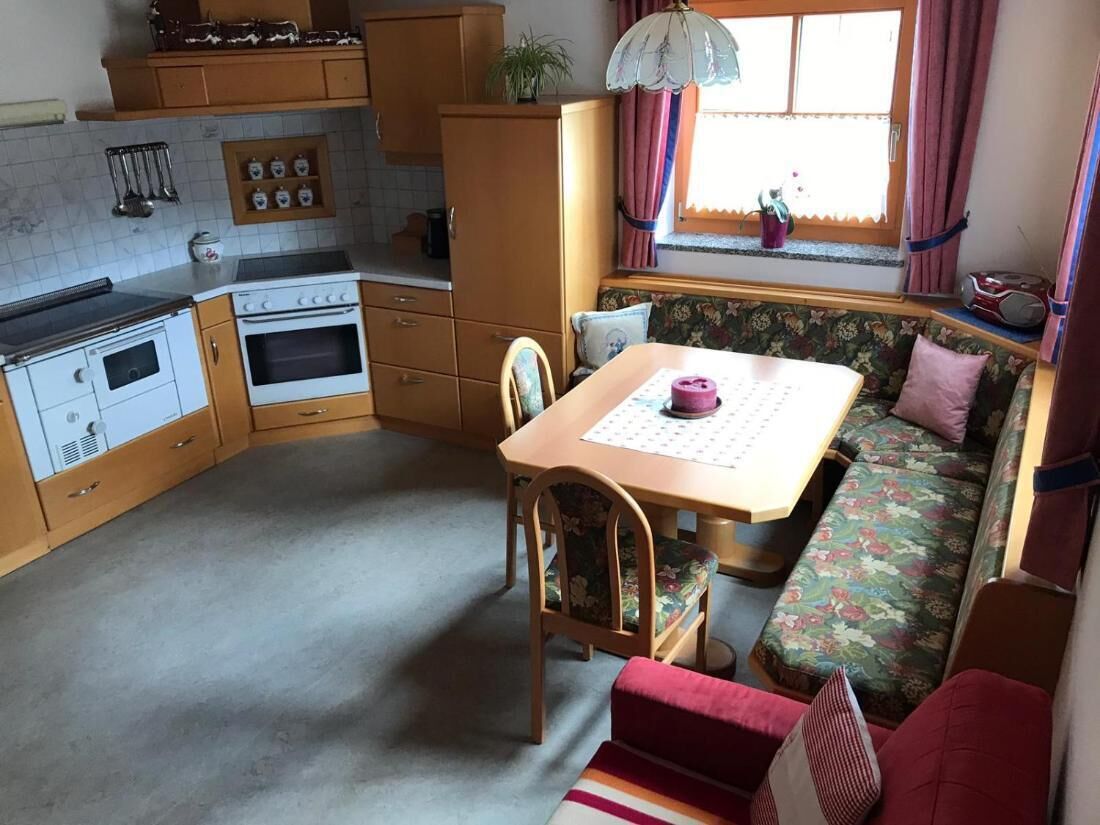 Apartment, 1 Bedroom, Accessible, Terrace | Dining room