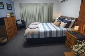2 bedrooms, iron/ironing board, bed sheets -  Banksia Hideaway – Paradise Awaits - K’gari (Fraser Island) (K'gari)