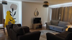 Smart TV - Discount for Long Stay. Close to Edinburgh! For Families, Contractors, Corporate (Livingston)