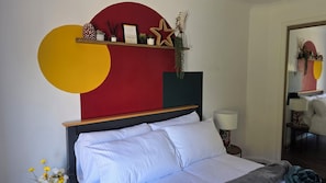 2 bedrooms, iron/ironing board, free WiFi, bed sheets