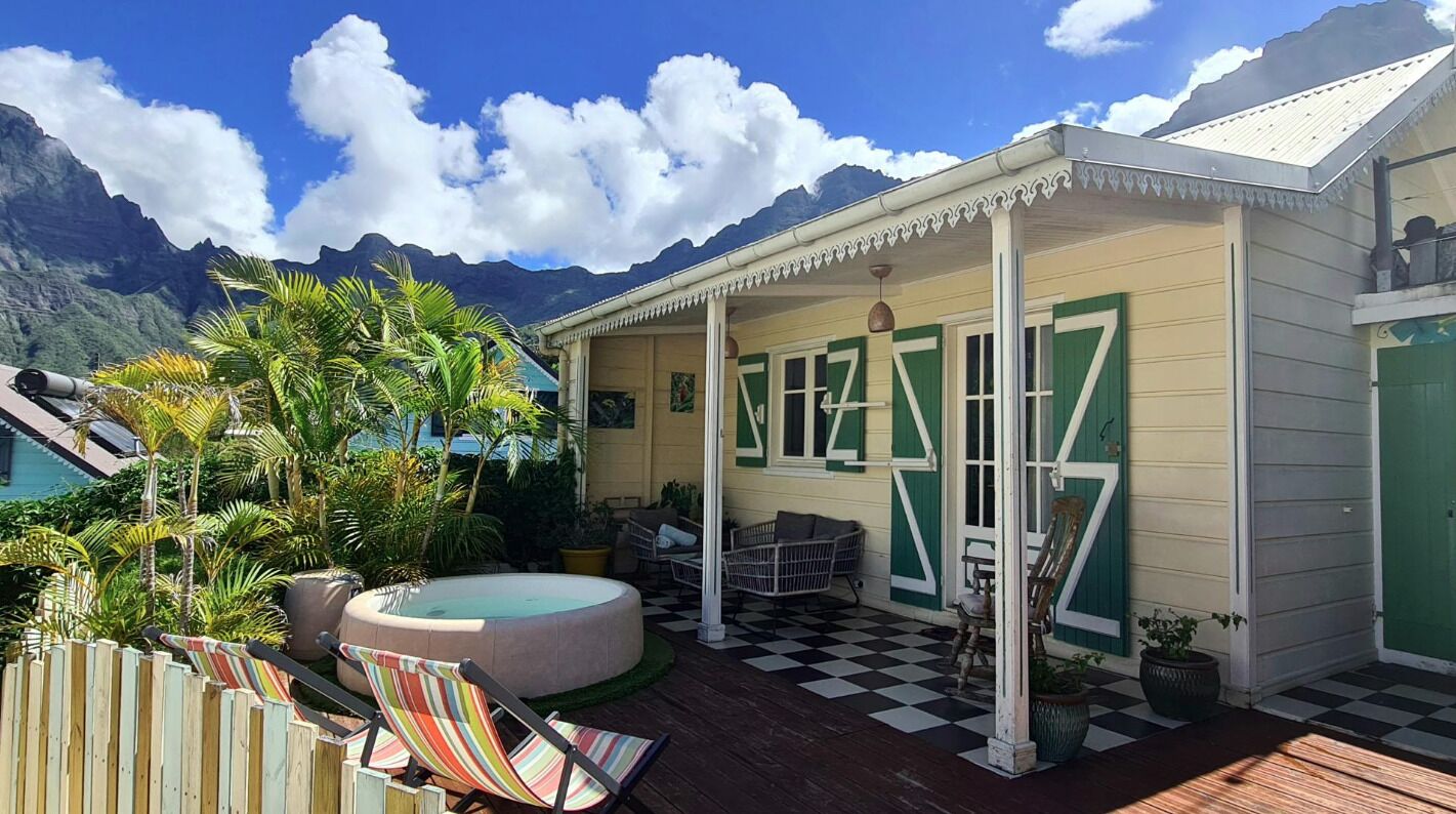 Superior Room, Mountain View | Terrace/patio