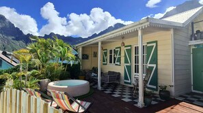Superior Room, Mountain View | Terrace/patio - Case Nyala (Cilaos)