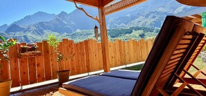 Deluxe-værelse - bjergudsigt | Terrasse/gårdhave
