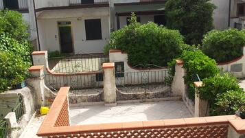 Villa, 3 Bedrooms, Smoking, Balcony | Terrace/patio