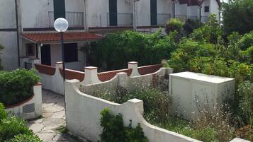 Villa, 3 Bedrooms, Smoking, Balcony | Terrace/patio