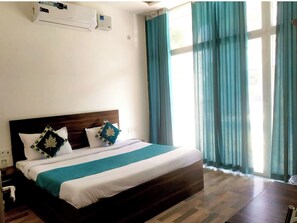 Deluxe Double Room, City View | View from room