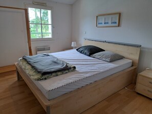 4 bedrooms, WiFi