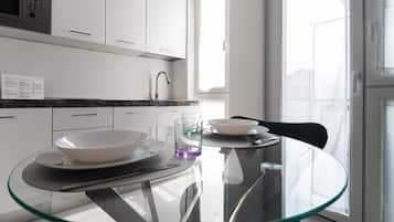 Appartamento (1 Bedroom) | Area soggiorno | TV