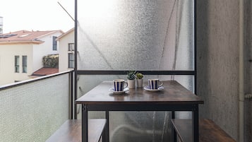 Apartamento (1 Bedroom) | Balcón