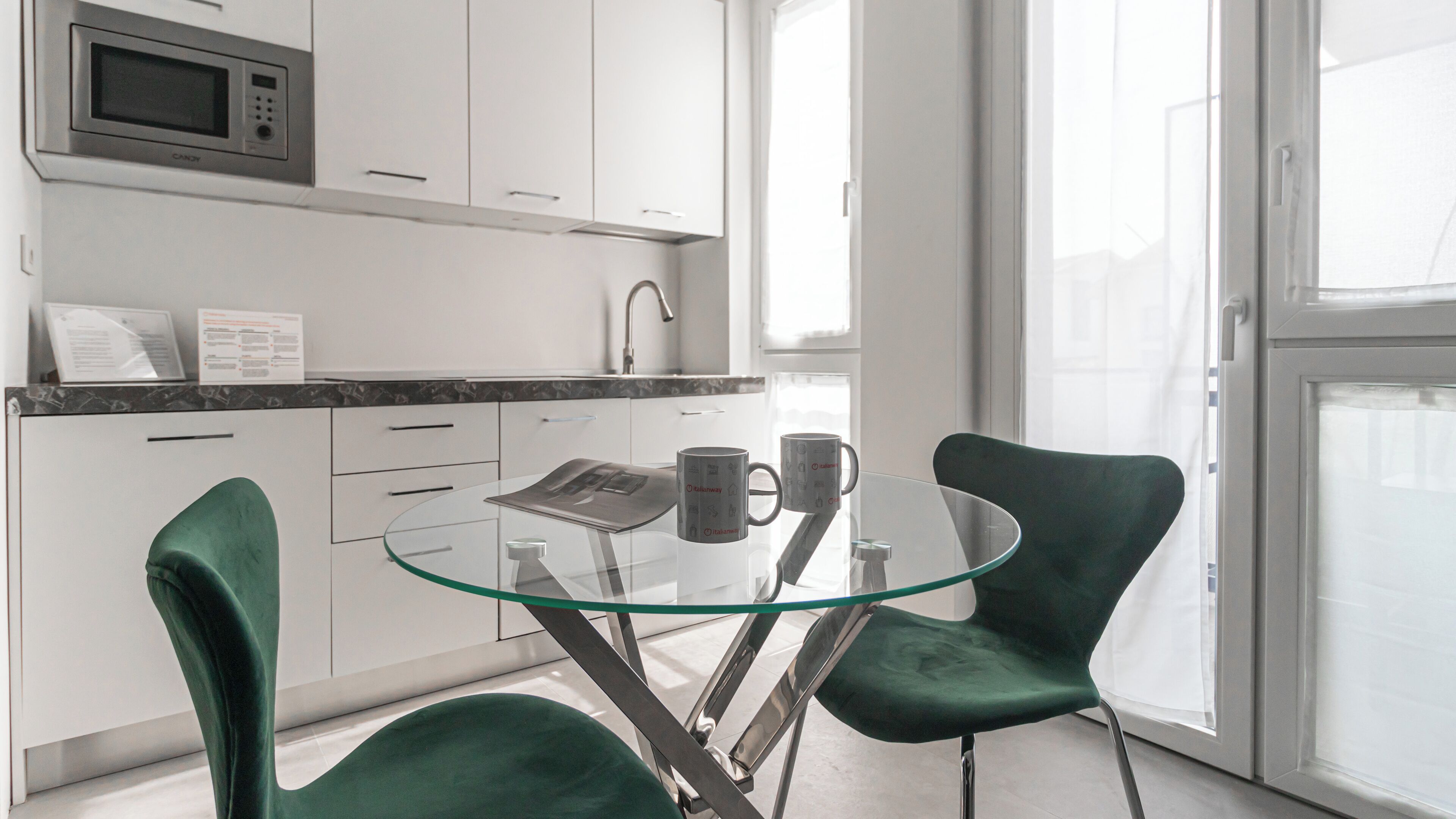 Leilighet (1 Bedroom) | Eget tekjøkken | Mikrobølgeovn, kokeplater, oppvaskmaskin og vannkoker