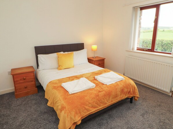 3 Schlafzimmer, individuell dekoriert, individuell eingerichtet