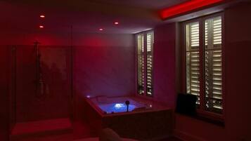 Căn hộ Deluxe, quang cảnh thành phố | Bồn tắm spa riêng