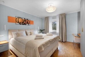 2 chambres, bureau, fer et planche Ă repasser, Wi-Fi gratuit