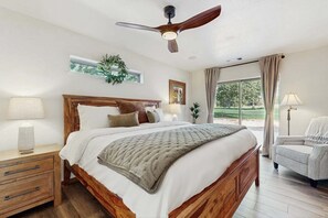 3 habitaciones, escritorio, tabla de planchar con plancha y wifi gratis
