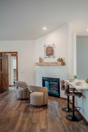 Interior - New Listing Oak Creek Gem 3 Bed Jacuzzi On The Golf Course (Sedona)