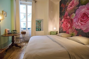 Room - Geranimus Picasso Hearth of Paris (Paris)