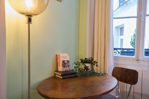 Dining - Geranimus Picasso Hearth of Paris (Paris)