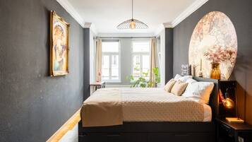 2 Schlafzimmer, Schreibtisch, Bügeleisen/Bügelbrett, kostenloses WLAN