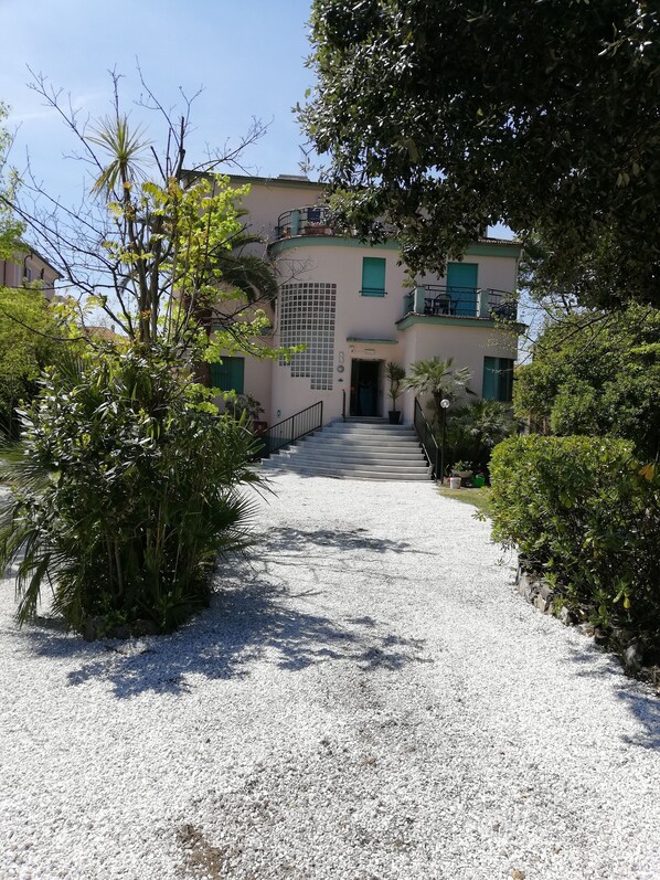 Voorkant van accommodatie