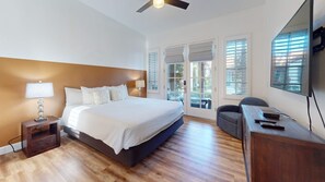 2 bedrooms, desk, iron/ironing board, travel cot