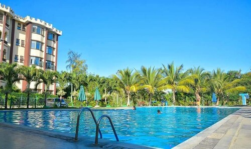 Sunset Serenity – A 3-bedroom apartment in Shanzu, Mombasa, with WiFi, AC,