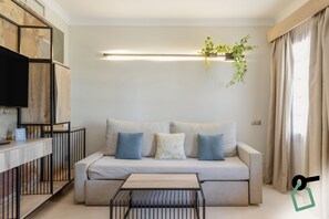 Suite | 1 bedroom, minibar, in-room safe, free cribs/infant beds - Hotiday Gran Canaria Maspalomas (San Bartolome de Tirajana)