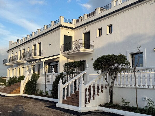 Front of property - Hotel Molinillos (Posadas)