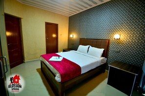 Room - Blossom Springs (Ooty)