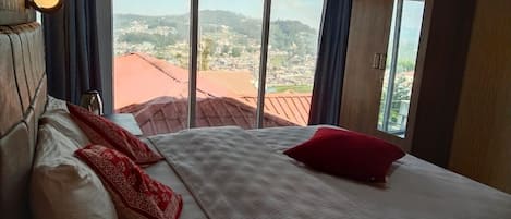 Superior suite | 1 slaapkamer, een bureau, gratis wifi