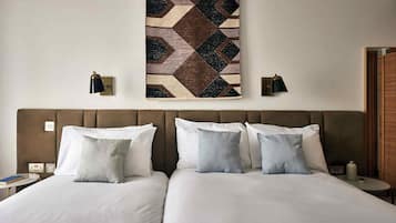Triple Room | Down comforters, iron/ironing board, free WiFi, bed sheets