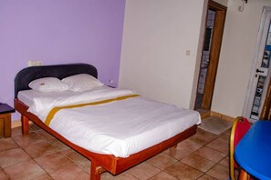Standard Room, City View | Desk, free WiFi - Sup Hotel  (Douala)