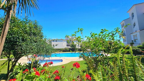 Belle terrasse avec vue sur la mer