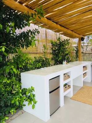 Garden - Casa Ophelia - 10 min Walk to the Beach (Tamarindo)