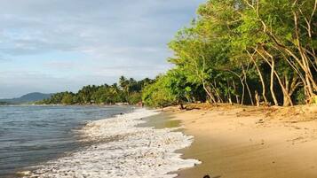 House, 2 Bedrooms, Smoking, Private Pool | Beach | Beach nearby