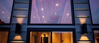 4BR – 2 Mstr Suites, Hot Tub, Prime Views, Privacy
