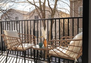 Property grounds - Spacious New 3BR Home Quick PATH Access to Manhattan (Jersey City)